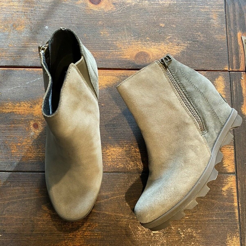 Sorel Joan of Arctic Wedge Bootie Boots sz 6.5 Zip Ladies Women's with box